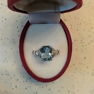 Blue topaz ring